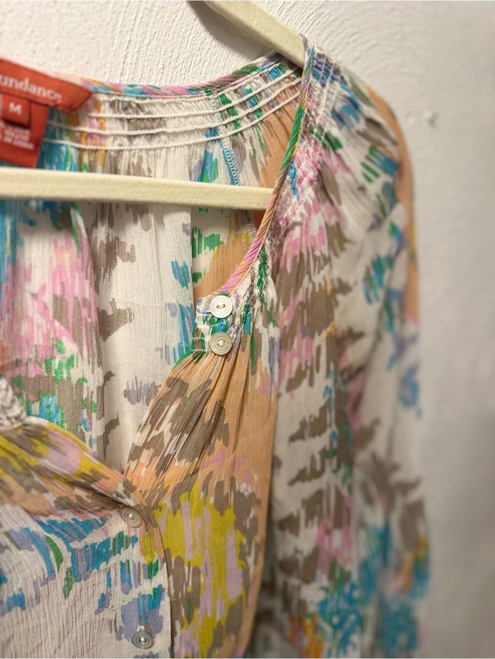 Sundance 100% Silk Blue Pink Peach Sheer Abstract Watercolor Boho Blouse Size M - Picture 5 of 6